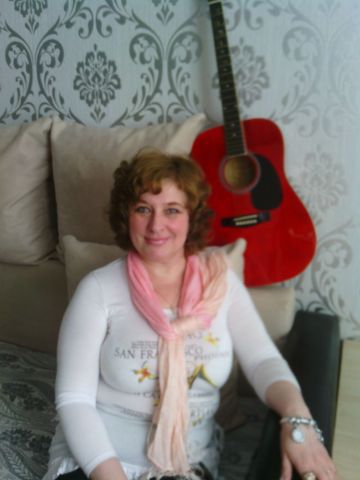 Виолетта Белая Глина